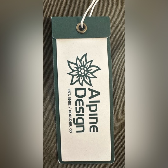 Alpine Design High-Rise Relaxed Leg Barrel Ankle Pant  - NWT - Picture 6 of 7